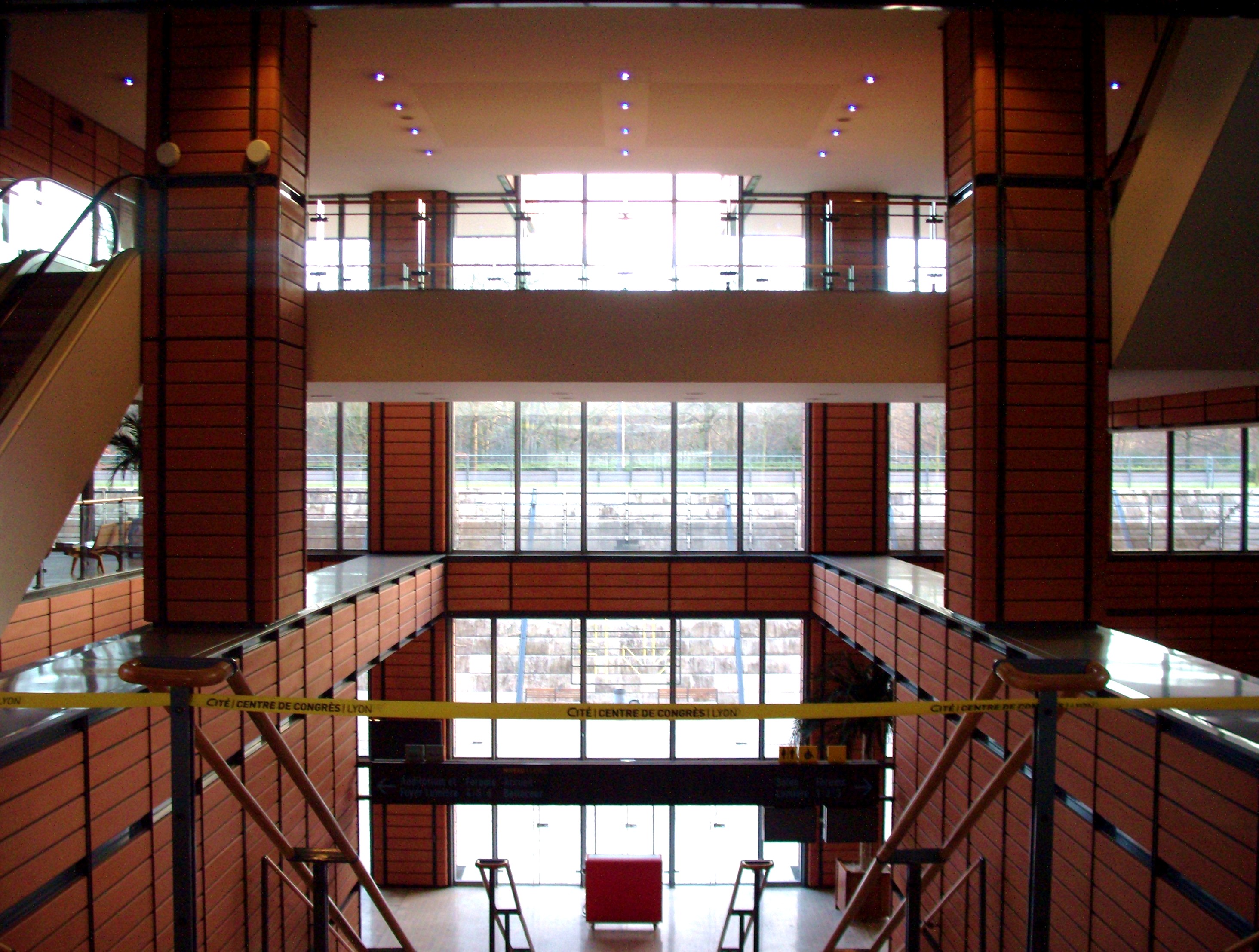 Centre de Congrès de Lyon à la Cité Internationale, conçu par Renzo Piano